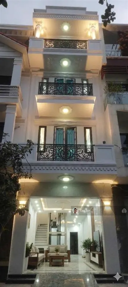 Bán nhà văn cao có thang máy, 60m2, 4 tầng, đường 15m, giá 7 tỷ 950