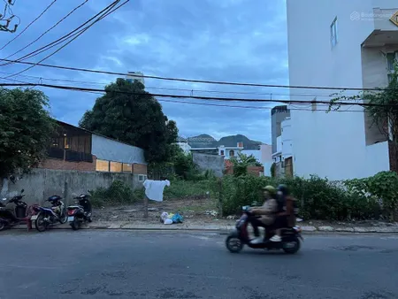Bán đất đường bắc sơn, vĩnh hải, nha trang. dt 659,6m2 (ngang 15m), h.nam giá 125tr/m2.