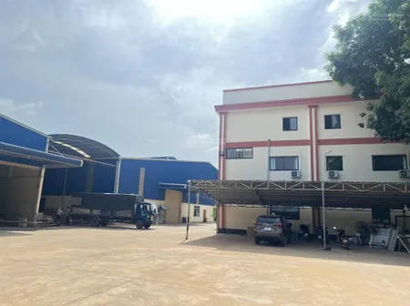 Bán xưởng ngay cụm bến cát đang cho thuê 700tr 1/tháng hợp đồng còn 4 năm, xưởng còn mới giá 100tỷ
