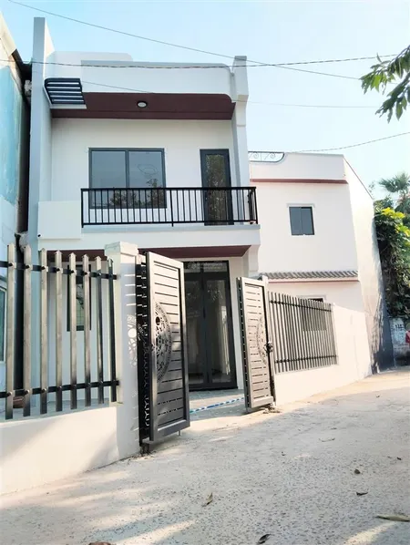 Giá 2tỷ75 bớt lộc, nhà lầu trệt mới 90m2 rộng rãi, giá rẻ nhất bình chuẩn, đường ôtô