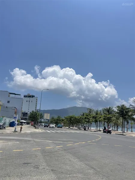 Bán lô đất đường phan bá phiến ngay sát bãi biển mân thái chỉ 50m diện tích 236m2 cực đẹp