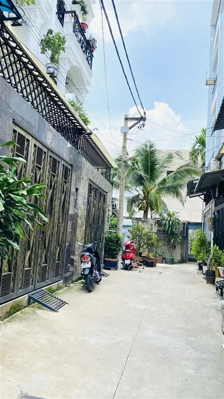 Bán lô đất giá tốt khu vực đường hiệp bình. phạm văn đồng. hẻm ô tô. khu nhà lầu. sổ hồng sạch đẹp
