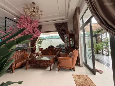 Bán biệt thự kdt phước long a đối diện công viên , sổ hoàn công rất đẹp