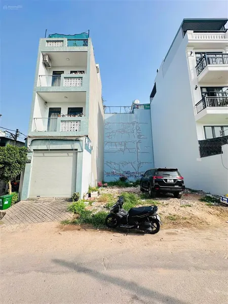Đất vuông vức vị trí đẹp! bán gấp lô đất 100.3m2 hxh thông, đường 22 linh đông giá chỉ 70tr/m2
