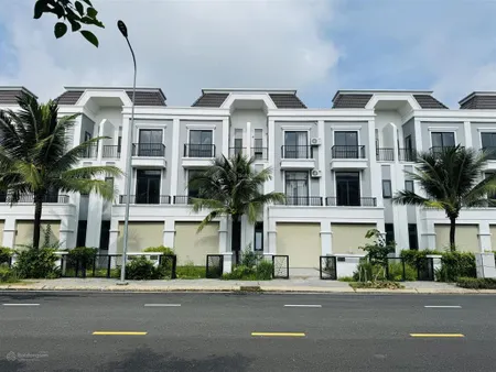 Cần thanh lý gấp căn 1 trệt 2 lầu, giá 1.9tỉ