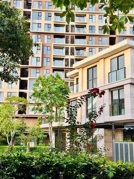 Cần bán gấp ch 78 m2 4.550 tỷ sổ hồng sẵn kđt mizuki park