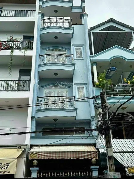 Mặt tiền 6 đường số 3 phường 11 quận 6 sát công viên bình phú