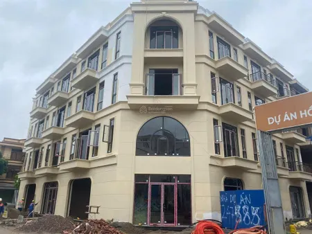 Cần tiền kinh doanh em muốn bán căn shophouse midtown hồng bàng, cạnh công an phường quán toan