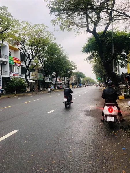 Mặt tiền lý thái tông thông biển trục đường 15m giá rẻ