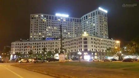 Cc em bán chung cư royal park 1 ngủ