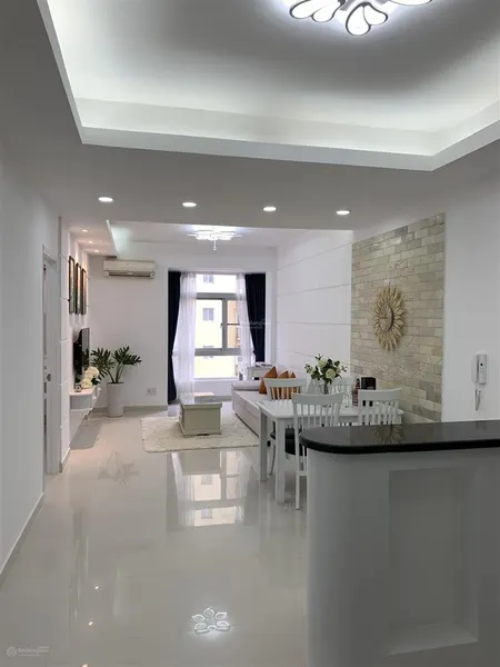 Cần bán nhanh căn hộ sky garden pmh q7 giá siêu rẻ. 0917 300 *** em hằng