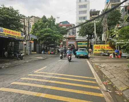 Bán nhà trung tâm mỹ đình, dân xây chắc chắn. ở hoặc cho thuê quá ok. giá tốt. 50m2*4 tầng. 6,28 tỷ