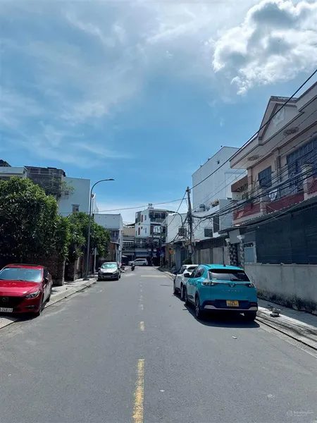 Bán 2 lô mặt tiền đường phú đức rộng 10m p. bắc nha trang, cách biển chỉ 800m.giá chỉ 3.9 tỷ