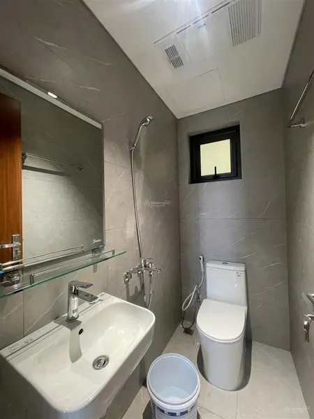 Cần bán căn hộ 110m2 tại khu đô thị resco căn góc 3p ngủ full nội thất giá chỉ 6,55 tỷ, 0967 555 ***