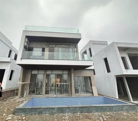 Bán căn góc biệt thự ivory 250m2 2 mặt view giá 6.5 tỷ