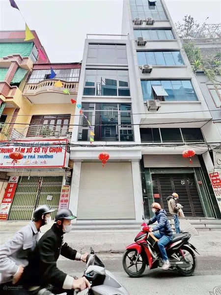 Chính chủ cần tiền bán gấp nhà mới xây, chưa sử dụng nhà mặt phố xa la