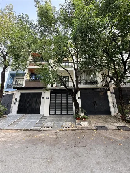 Nhà mới 5 đường số 31 khu định cư tân quy đông p. tân hưng, tp.hcm, dt4x18m, 2l, 18.5ty
