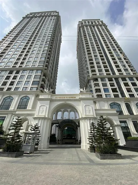 Chủ mót bán giá tốt nhất căn 94m2 giá 9 tỷ dự án sunshine riverside tây hồ căn góc full nội thất