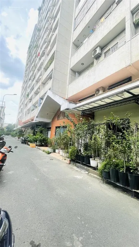 Bán căn hộ chung cư phạm viết chánh, 100m2, 3pn, 3wc, vừa ở vừa kinh doanh, giá 9.5 tỷ tl