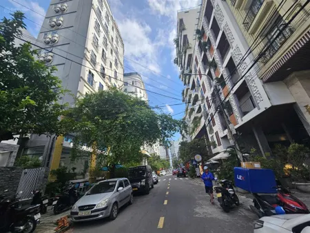 Bán lô đất mặt tiền lê lộ, khu phố tây