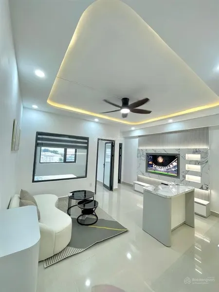 Bán căn hộ napoleon cách biển 300m sở hữu lâu dài, full nội thất mới giá 2 tỷ 390