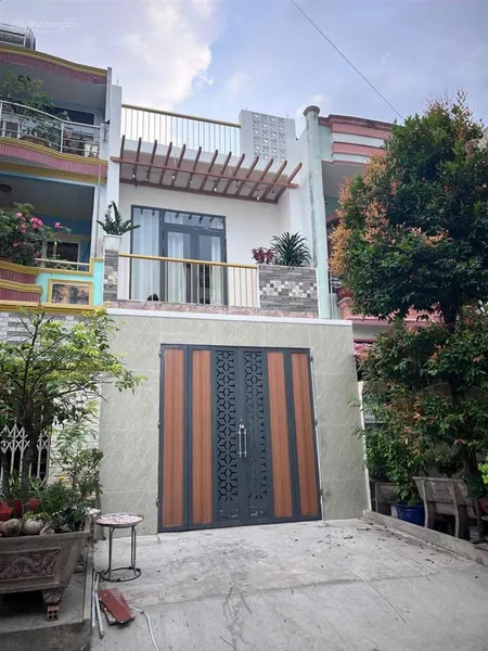 Cần bán nhà đường số kdc nam hùng vương, an lạc, quận bình tân nhiều tiện ích xung quanh