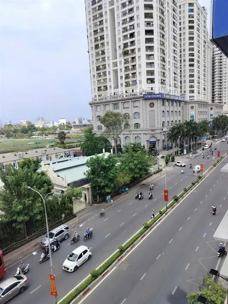Bán nhà mặt tiền ngay lê đại hành , phường phú thọ , (8 x 21m) 168m2, 3 tầng, , 34.5 tỷ tl