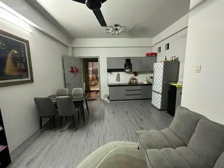 Chung cư gia phú (2pn, thang máy) nhà mới đẹp cần bán gấp
