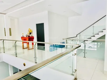 Bán gấp showroom mặt tiền đại lộ hùng vương phường phú thuỷ phan thiết