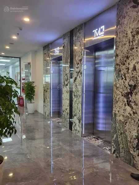 Tòa nhà 10 tầng, mặt phố giang văn minh, ba đình, mặt tiền 10m, đẳng cấp kinh doanh vp
