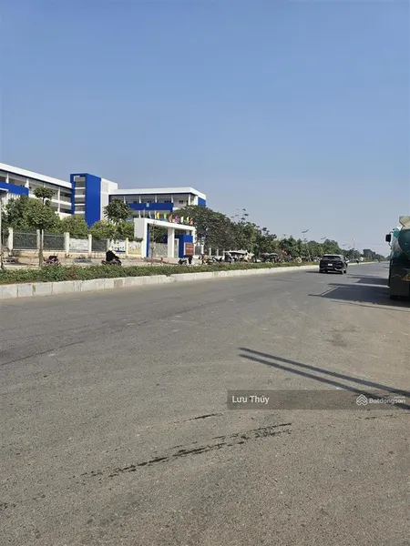 Bán đất phân lô phố đức giang long biên 13.5 tỷ 70m2 mt 4m vỉa hè ô tô tránh kinh doanh gần phố