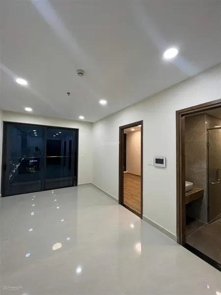 Cần bán ngay 2 pn ngay sân bay mặt tiền hoàng văn thụntcb nhà mới giá tốt 0896 110 ***