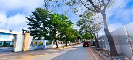 Bán đất cổ linh, long biên, vỉa hè, ô tô tránh, kinh doanh, 155m2, 33 tỷ nhỉnh.