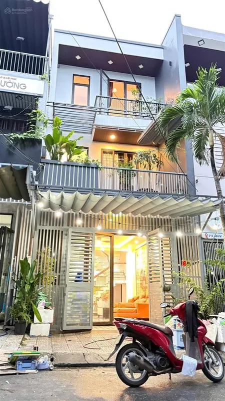 Bán gấp nhà 3t đẹp nhất phố huy cận giao lê thanh nghịsát đh đông á trái tim hải châugiá sốc