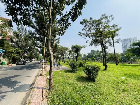 Đất biệt thự, mt đường 14m, view trực diện sông, cách phú mỹ hưng 500m, 7m x 20m, 140m2, 27 tỷ