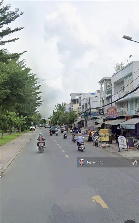 Bán nhà mtkd đường d9 gần gat3 sân bay tân sơn nhất. dt 100m2 giá 13.5 tỷ.
