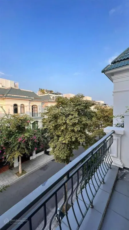 Bt song lập ven 144m2 (12x12m) full đồ nội thất vinhomes imperia
