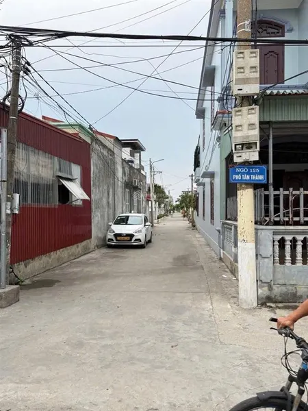 Bán đất ngõ 125 tân thành đường thông 5m vị trí tiềm năng giá 20.5 triệu/m2 xíu. 0849 621 ***