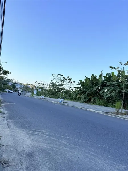 Bán đất mt 7m5 gần tôn đản, thông trường chinh, chỉ 3 tỷ 790, bằng đất kiệt