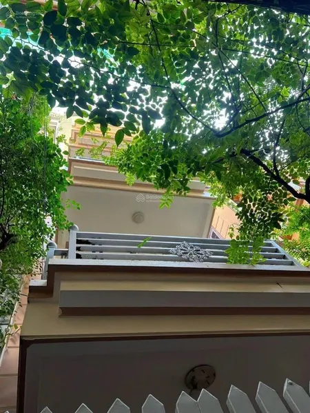 Bán nhà phố đào tấn liễu giai quận ba đình 5 tầng 48m2 giá cách mặt phố 20m 2thoáng