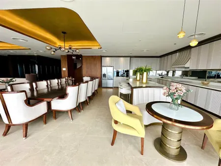 Bán căn hộ chung cư tòa c6 trần hữu dực. 105m2 3n2wc giá 7.9 tỷ