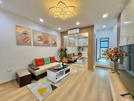 Bán căn hộ vip thoáng đẹp tập thể 80m2 sổ đỏ phố giảng võ 3 ngủ 2 vs vừa ở vừa cho thuê, ô tô đỗ