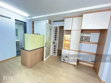 Bán gấp căn hộ tầng 2, ngay góc thang máy ehome4, sổ riêng ,giá 1ty290, 0908 002 ***
