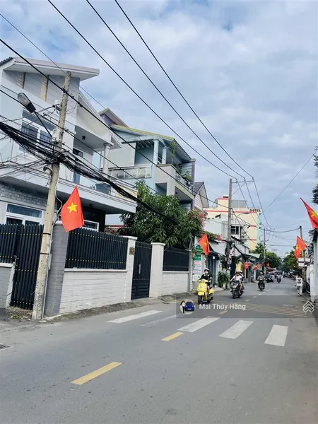 40tr /m2 đất mt ngay phạm văn đồng phù hợp xây chdv, làm văn phòng giá 12 tỷ dt 310m2
