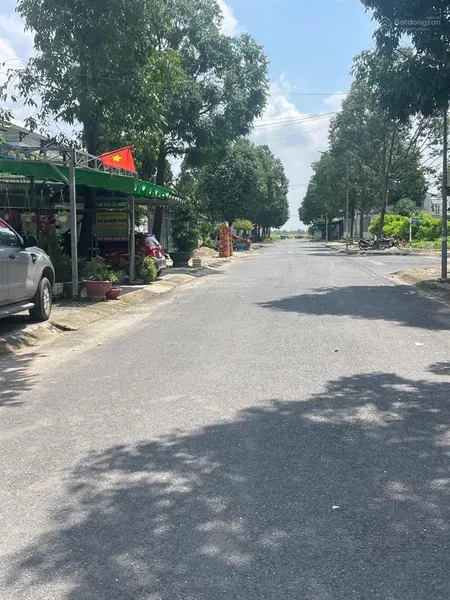 Cần bán căn nhà phố thuộc dự án dta nhơn trạch đã có sổ hồng riêng, khai thác cho thuê 5tr/tháng