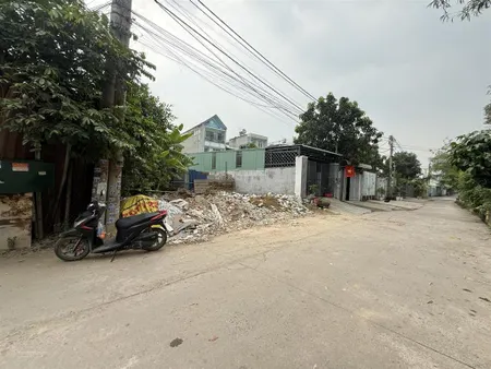 Bán lô đất mặt rạch 217.5m2 chỉ 5.3 tỷ gần chợ vườn lài, sông sài gòn