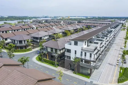 Biệt thự song lập aquaria kđt waterpoint nam long, bến lức, long an, thích hợp ở thực hoặc đầu tư