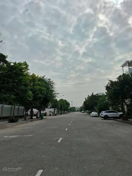 Bán lô đất biệt thự phúc lộc, trần hoàn, hải an + vị trí đẹp lô áp góc. dân cư đông đúc. văn minh