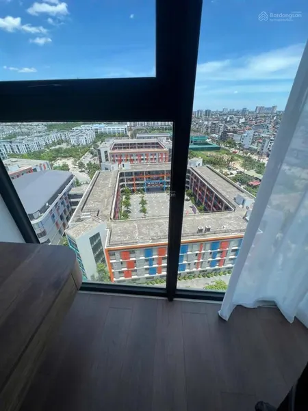 (hàng hiếm)bán duplex 3pn 170m2 sunshine iconic full đồ nội thất giá 16ty7 ban công đông nam đẹp.