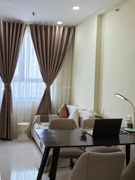 Hiện có 15 căn saigon intela chính chủ gửi bán, 50m² & 55m², giá thấp nhất 1,98 tỷ